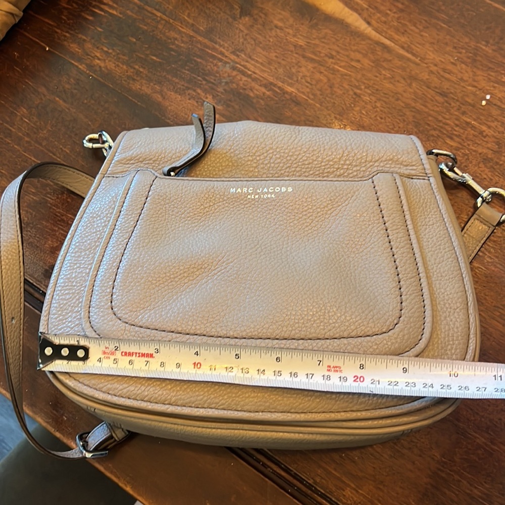 MARC JACOBS EMPIRE CITY CROSS BODY - FREE SHIPPING - Picture 5 of 9
